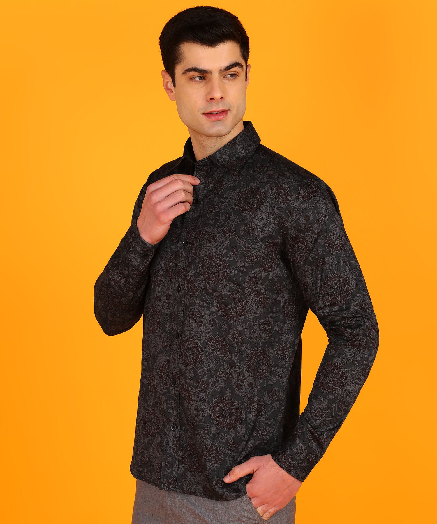 Men Dark Grey &amp; Brown Floral Print Shirt