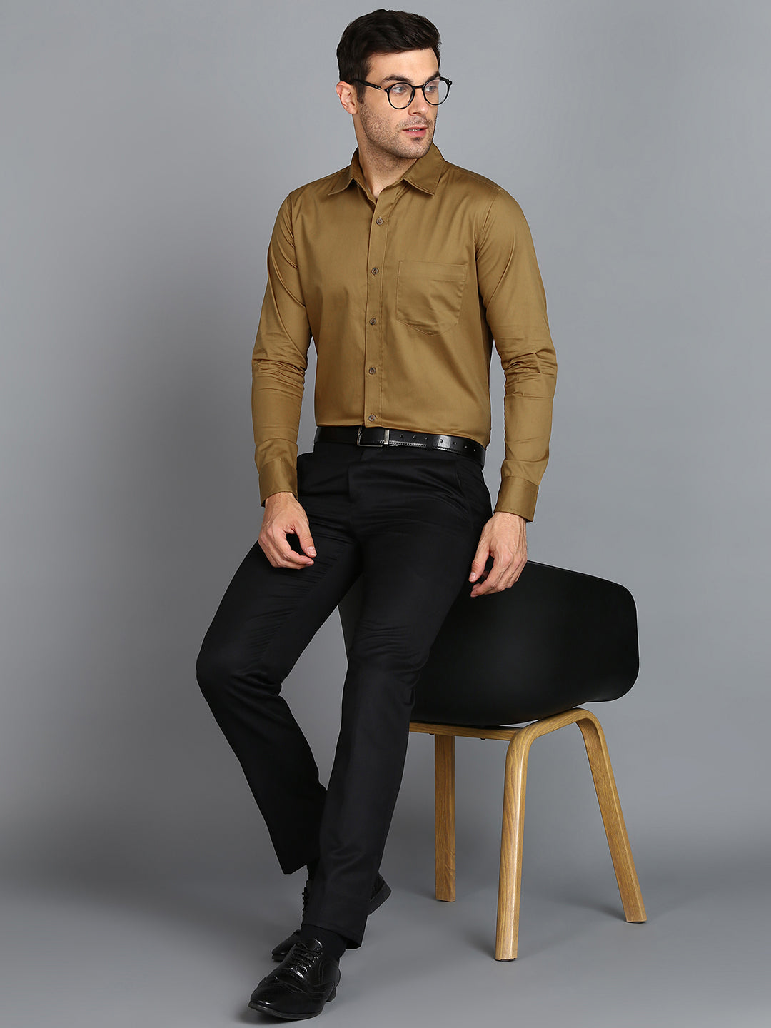 Which colour pants match black shirts? - Quora