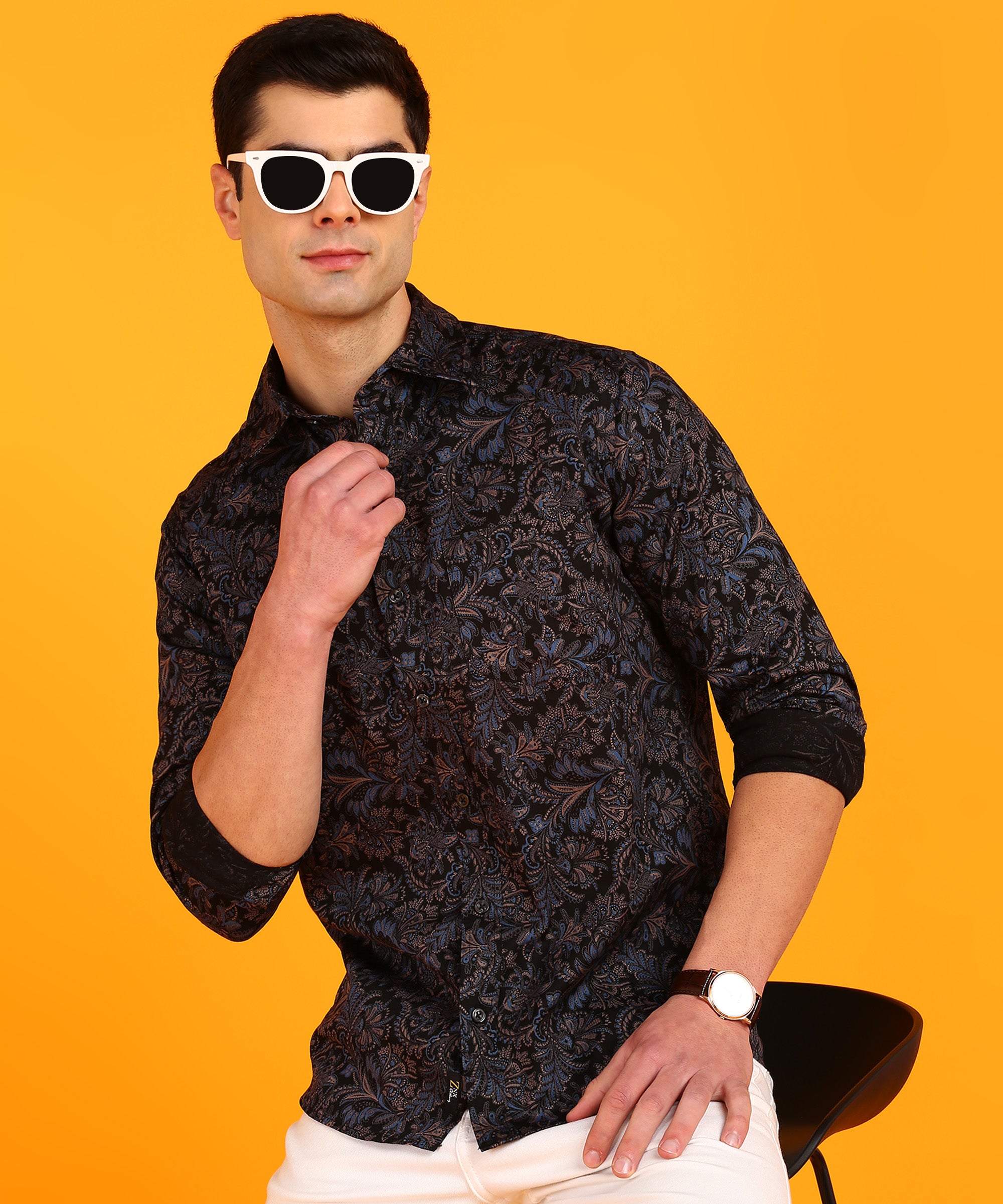 Men Blue &amp; Pink Leaf Motif Black Shirt