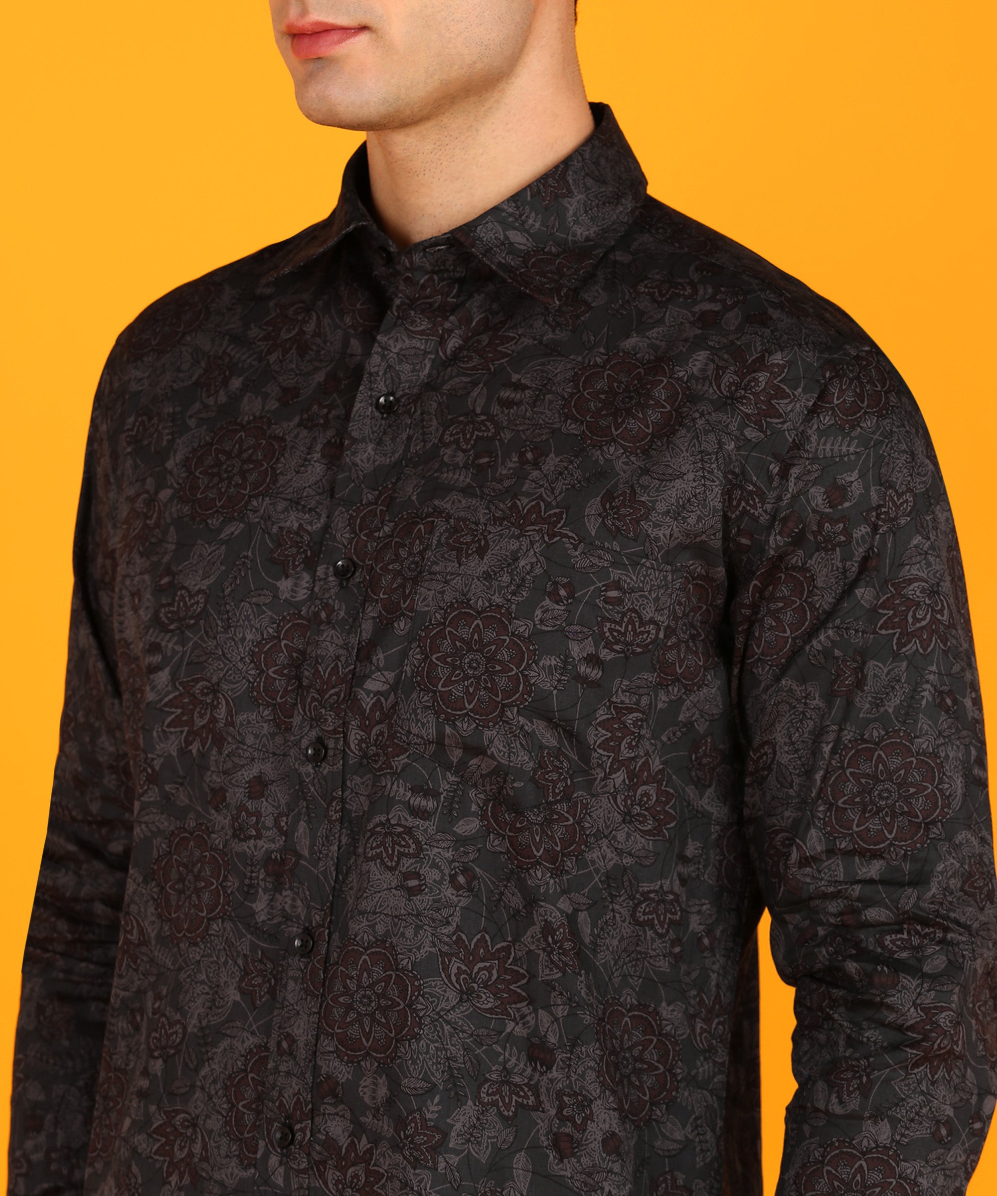 Men Dark Grey &amp; Brown Floral Print Shirt