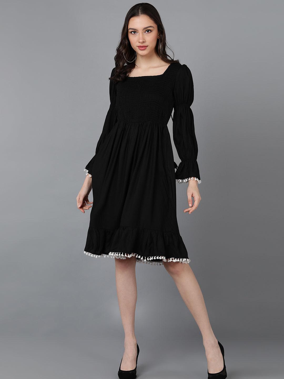 Solid Black Smocked Dress - Znxclothing
