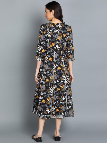 Floral Printed Black Dress with Lace Detail - Znxclothing