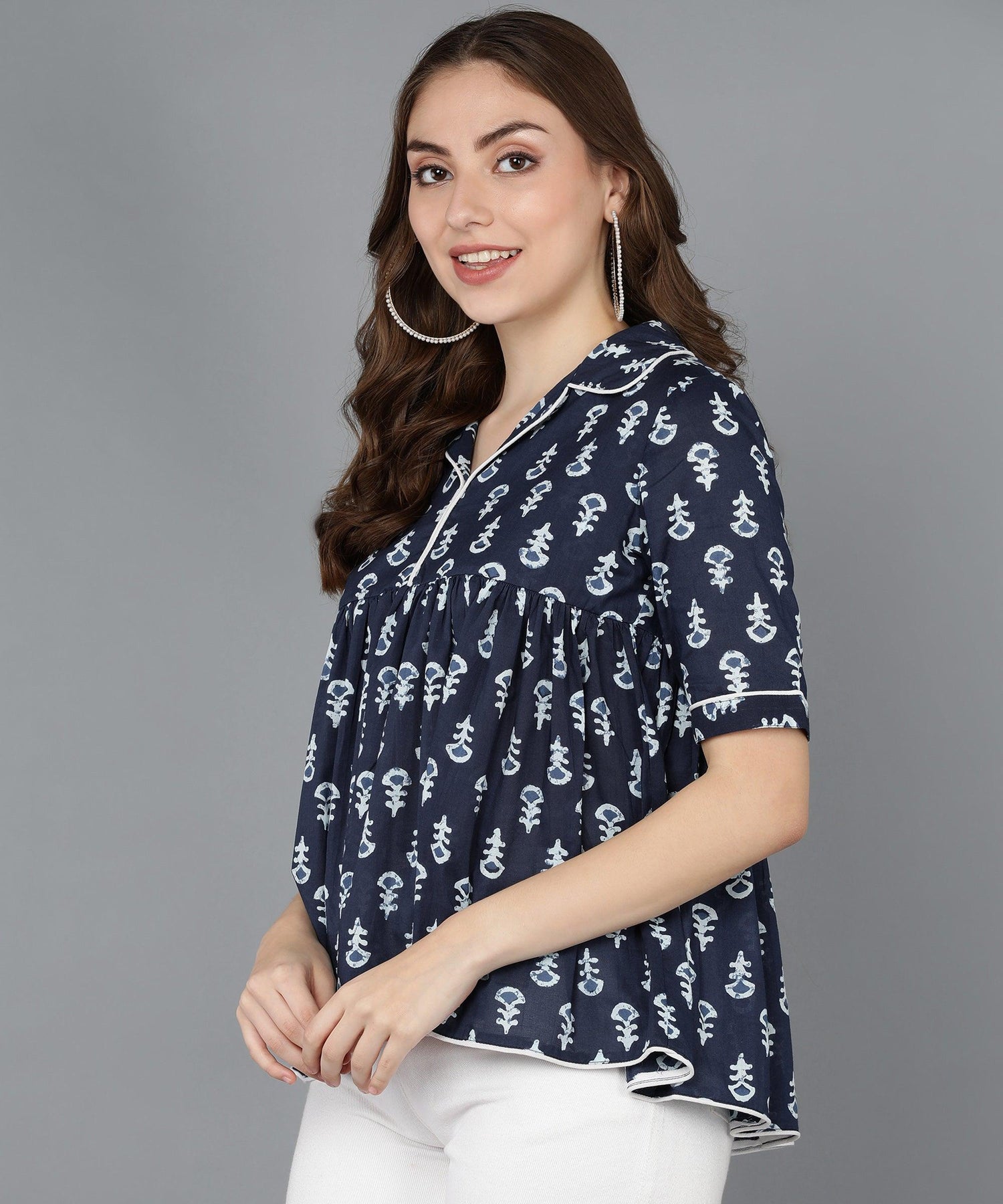 Floral Printed Indigo Blue Top - Znxclothing